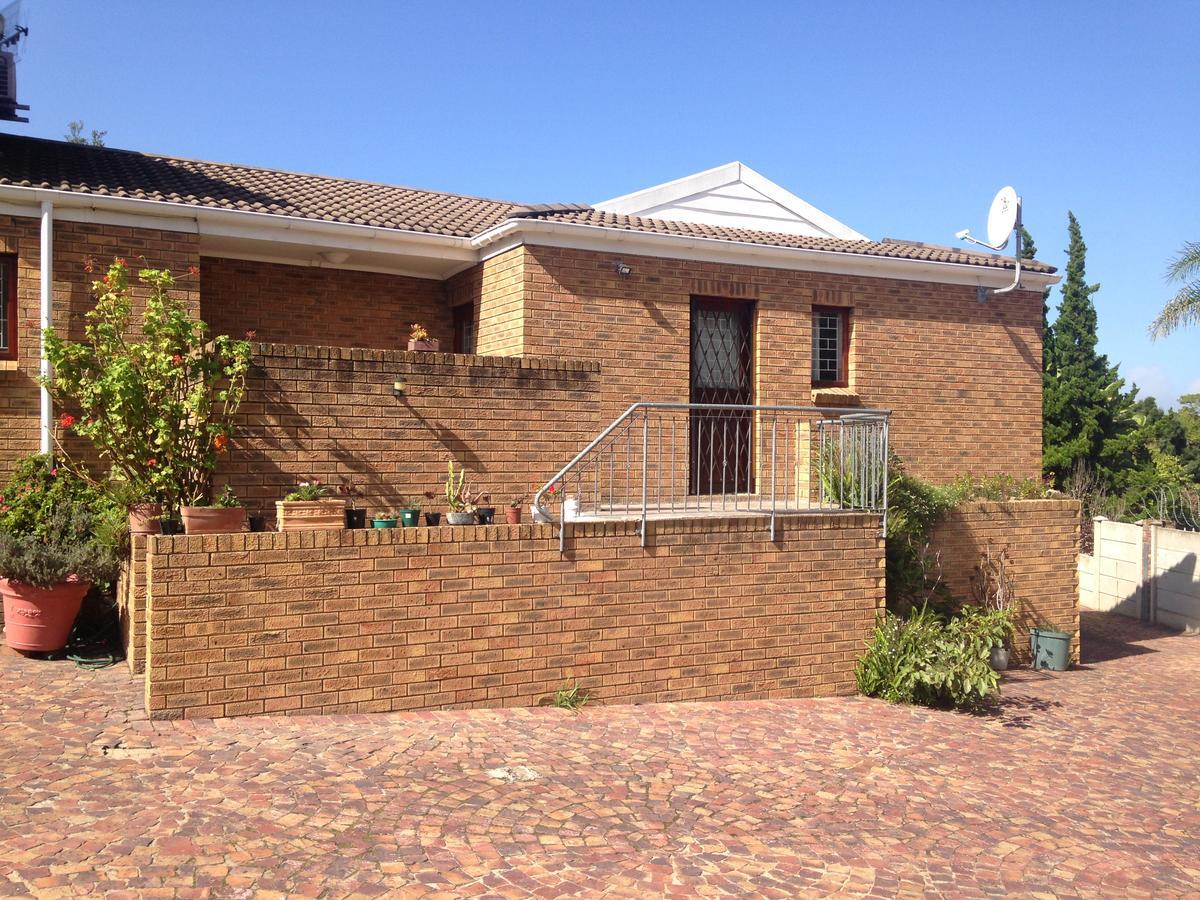 Blue Fern Of Knysna Bed & Breakfast Екстериор снимка